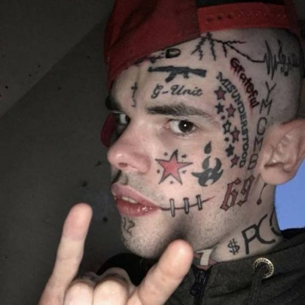 Failed Tattoos (19 pics)