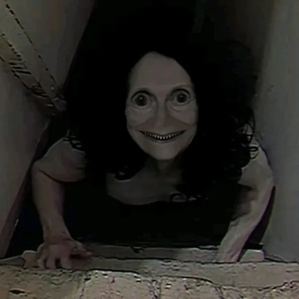 Creepy Photos (25 pics)