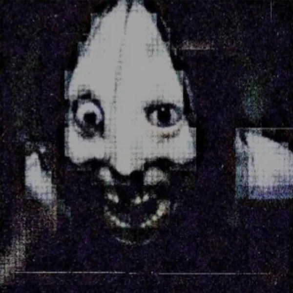 Creepy Photos (25 pics)