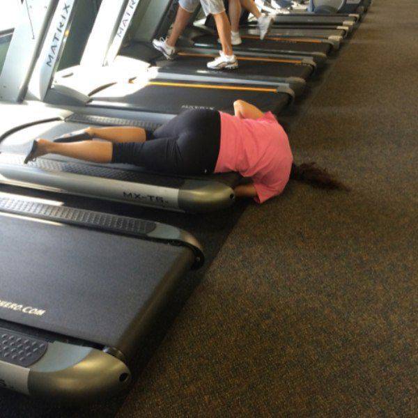 Bad Days Happen (23 pics)