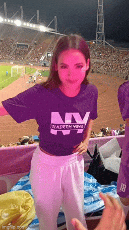 Acid GIFs, June 18 (25 gifs)
