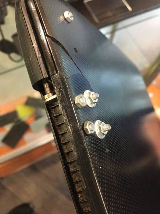 Redneck Inventions And Repairs (21 pics)