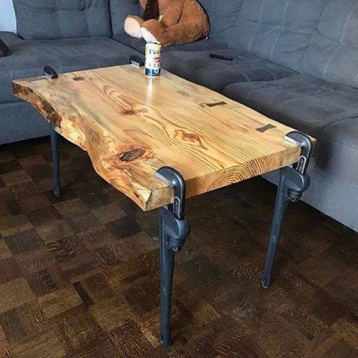 What Is Going On Here? (25 pics)