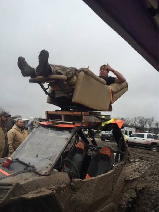 What Is Going On Here? (25 pics)
