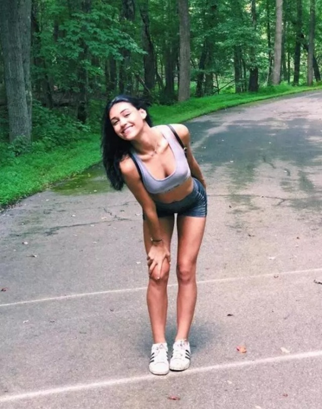 Slim Girls (21 pics)