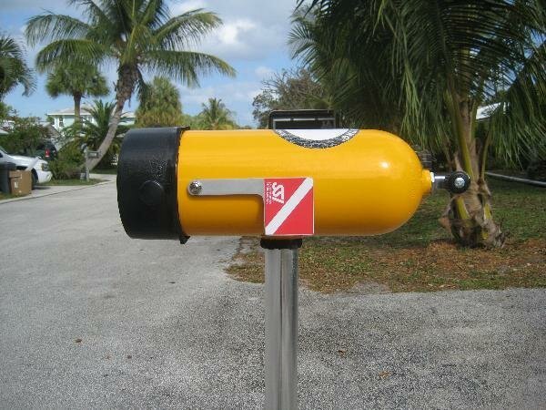 Hilarious Mailboxes (25 pics)