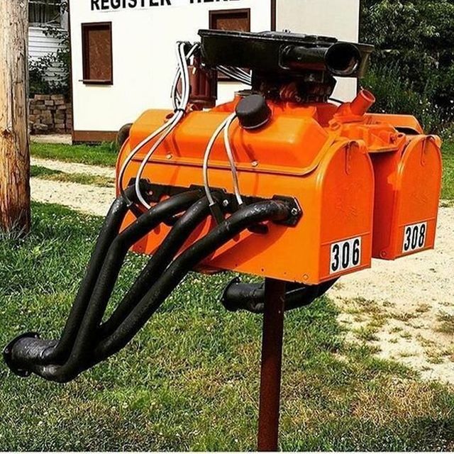 Hilarious Mailboxes (25 pics)