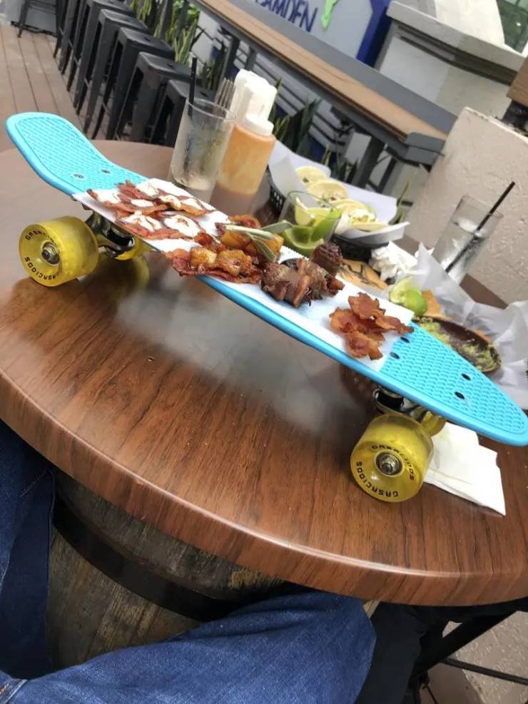 Strange Food Serving (25 pics) Strange Food Serving (25 pics)