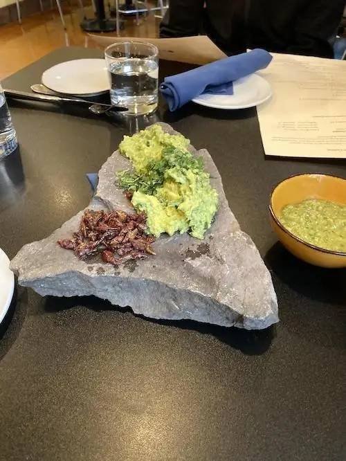 Strange Food Serving (25 pics) Strange Food Serving (25 pics)