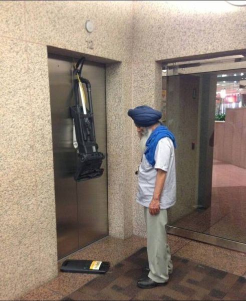 Bad Days Happen (23 pics)