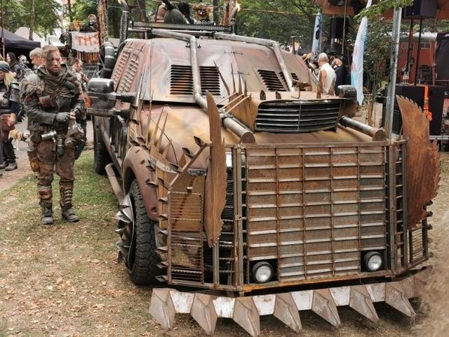 Crazy Cars (25 pics)