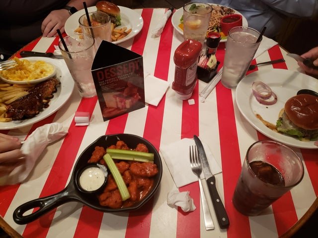 Failed Food Serving (23 pics)