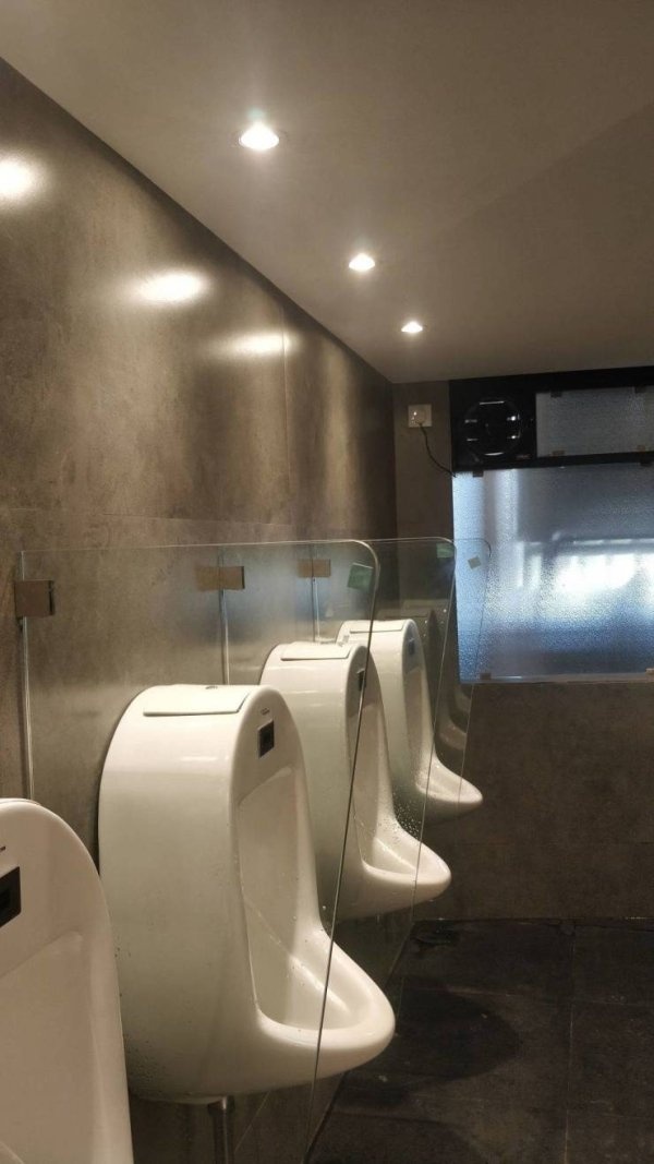 Strange Constructions (21 pics)