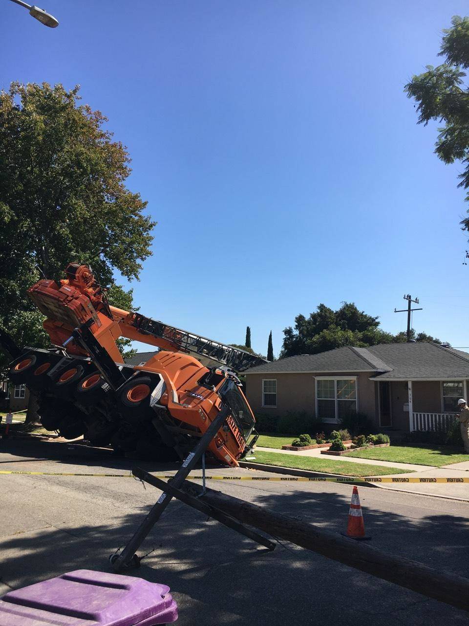 Bad Days Happen (23 pics)