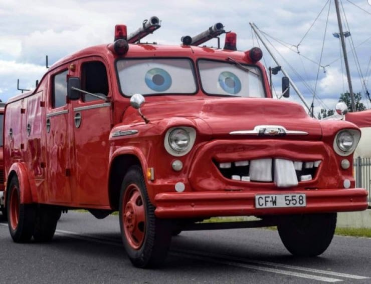 Crazy Cars (23 pics)