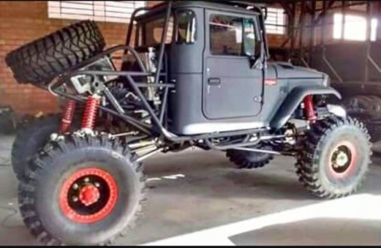 Crazy Cars (23 pics)