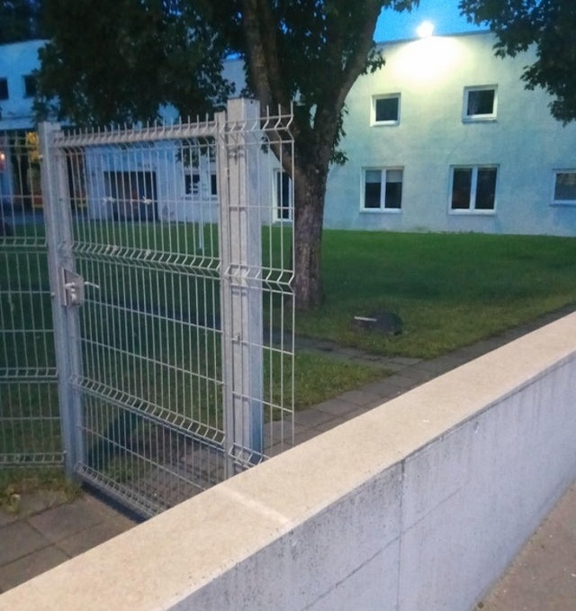 Failed Constructions (19 pics)