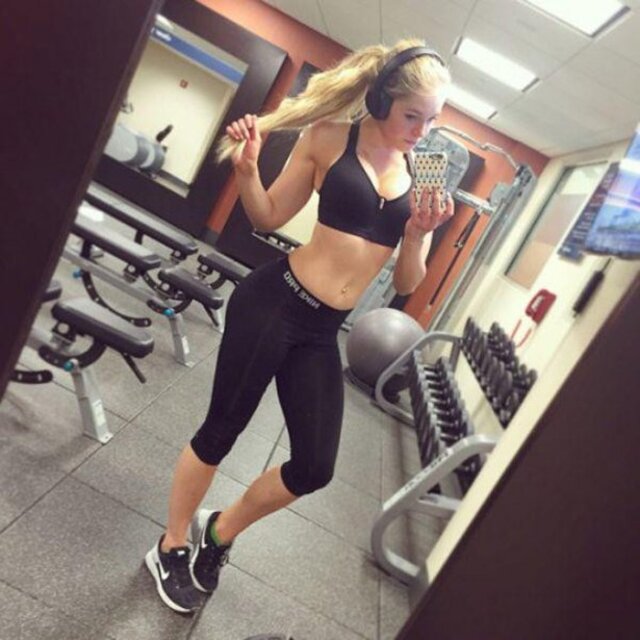 Slim Girls (21 pics)