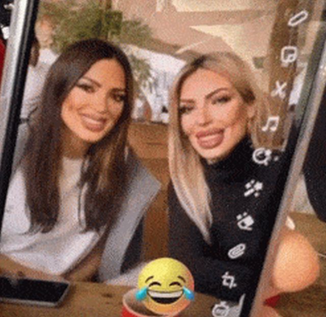 Acid GIFs, June 26 (25 gifs)