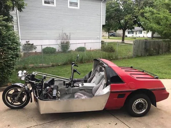 What Is Going On Here? (25 pics)