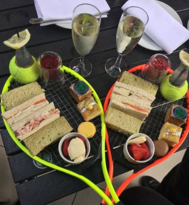 Crazy Food Serving (27 pics)