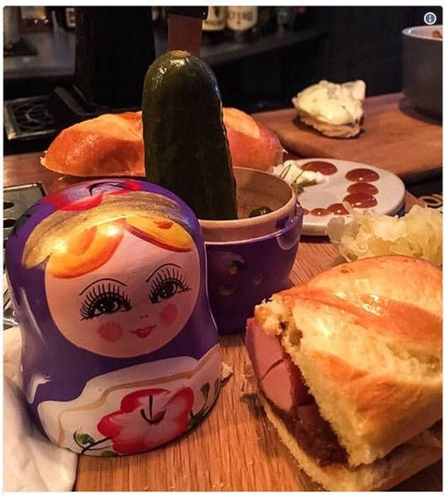 Crazy Food Serving (27 pics)
