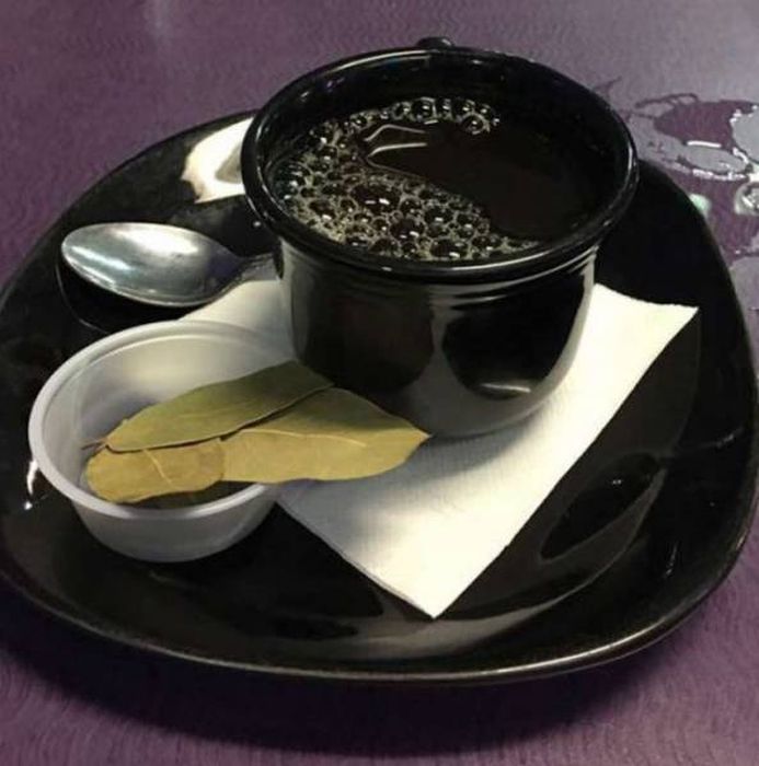 Crazy Food Serving (27 pics)