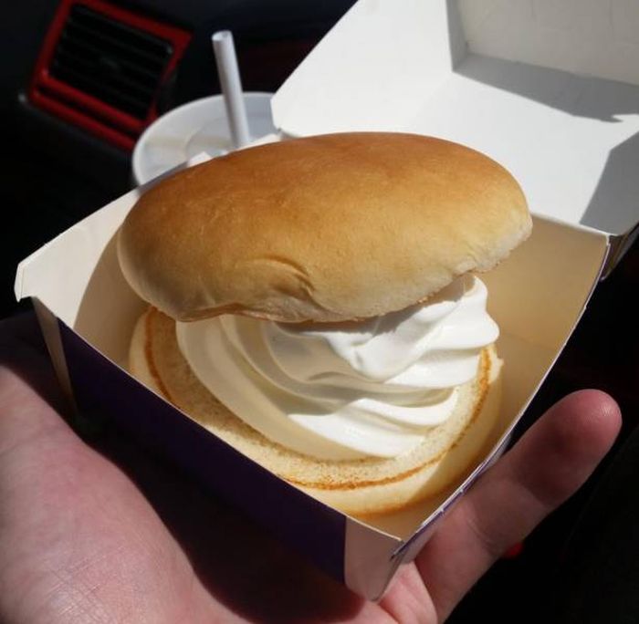 Crazy Food Serving (27 pics)