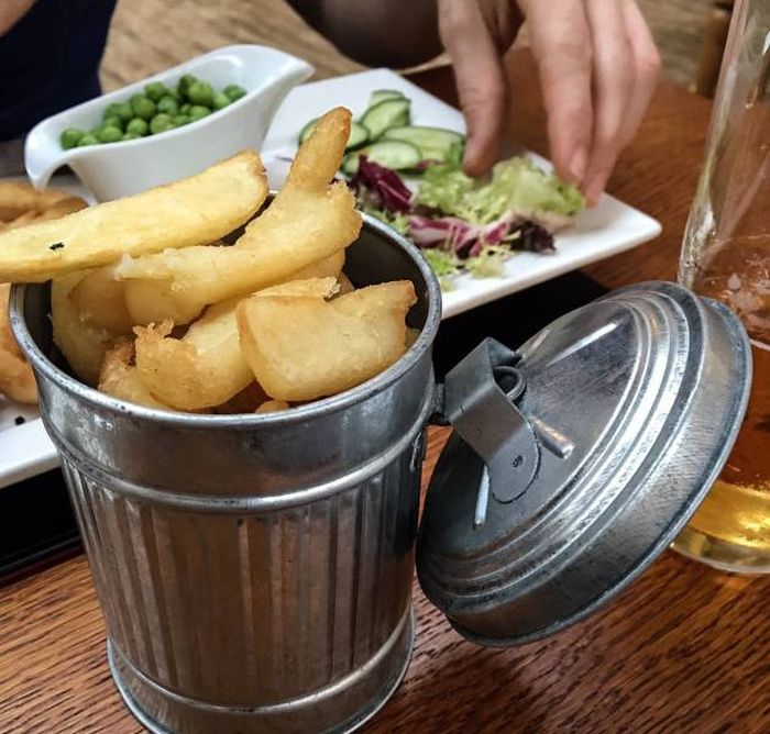 Crazy Food Serving (27 pics)