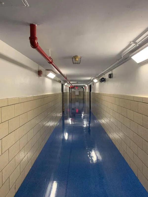 What Is Going On Here? (25 pics)