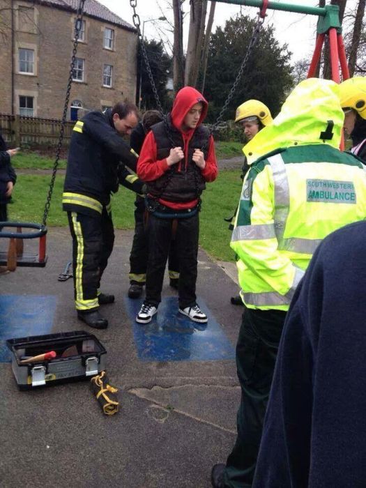 Unfortunate Situations (23 pics)