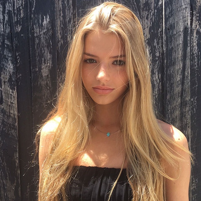 Beauty Girls (21 pics)