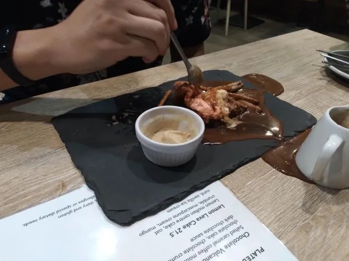 Failed Food Serving (21 pics)