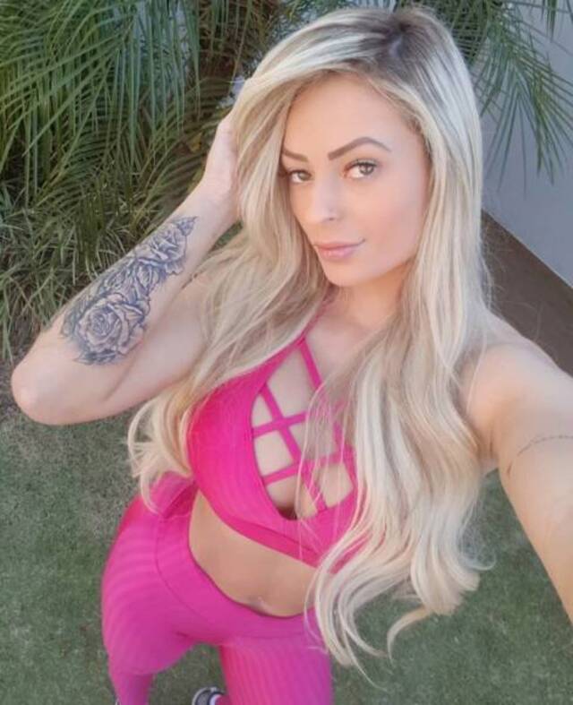 Beauty Girls (21 pics)