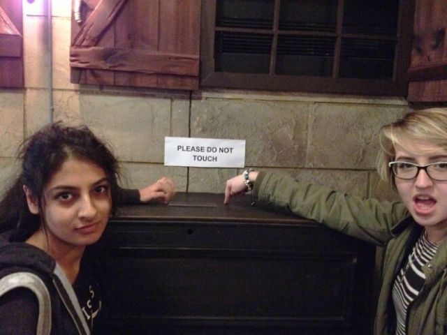 They Don't Care About The Rules (21 pics)