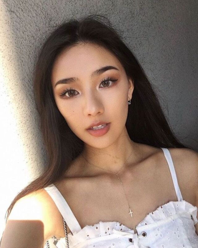 Cute Girls (21 pics)