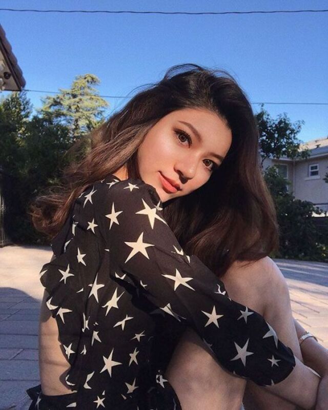 Cute Girls (21 pics)