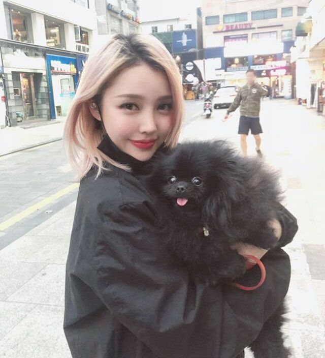 Cute Girls (21 pics)