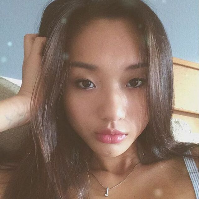 Cute Girls (21 pics)