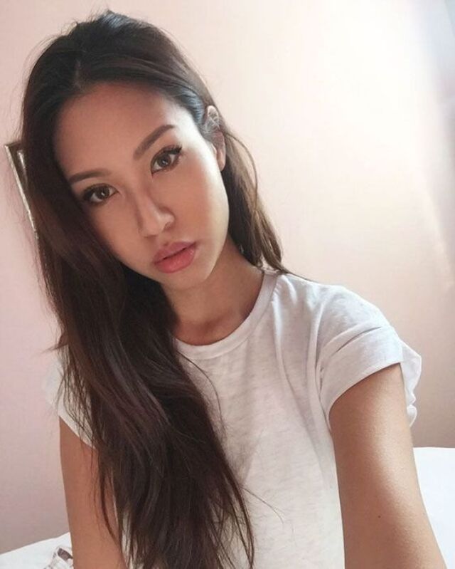 Cute Girls (21 pics)