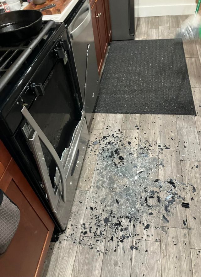 Bad Days Happen (28 pics)