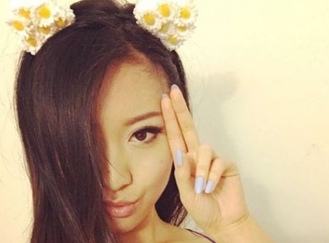 Asian Girls (19 pics)