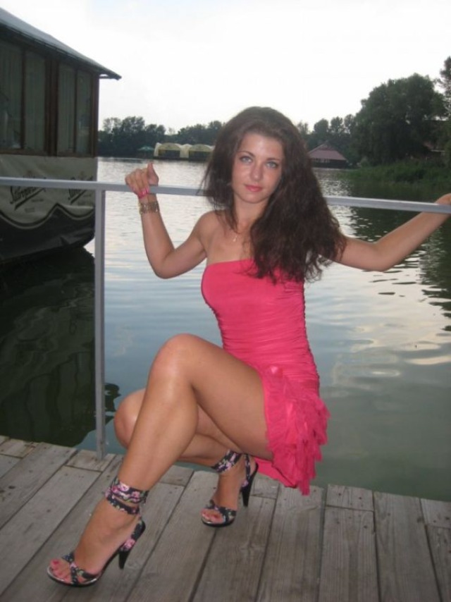 Cute Girls (19 pics)
