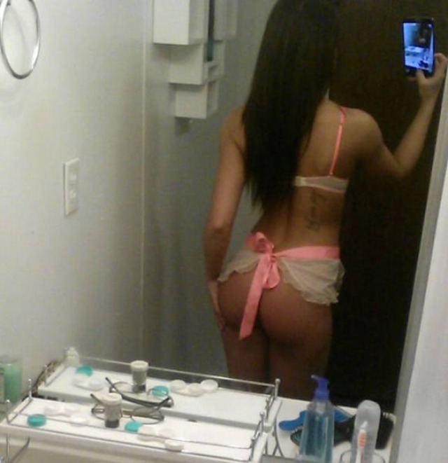 Girls In Lingerie (21 pics)