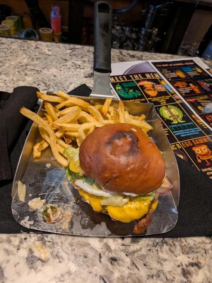 Crazy Food Serving (21 pics)