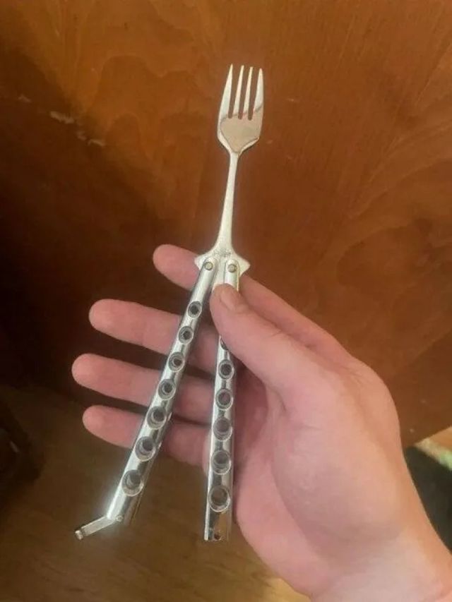 What Is Going On Here? (25 pics)