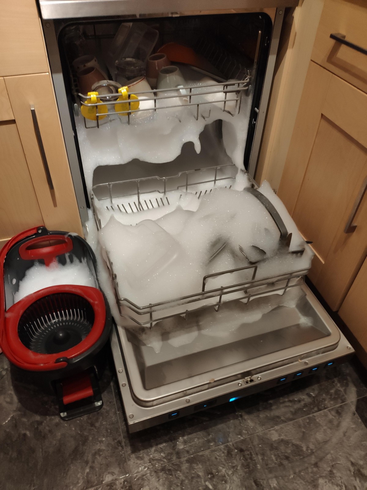 Bad Days Happen (25 pics)