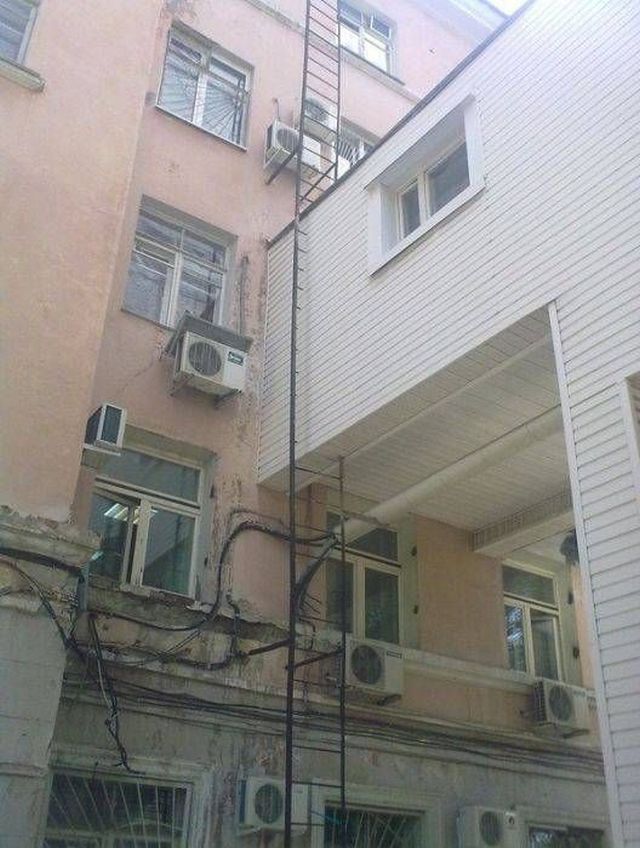 Failed Constructions (23 pics)