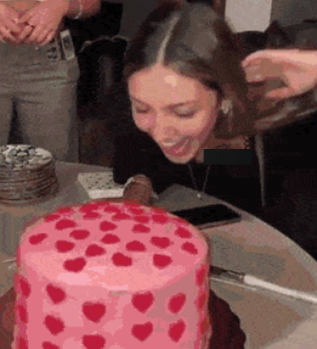 Acid GIFs, July 10 (25 gifs)