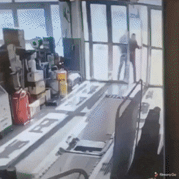 Acid GIFs, July 10 (25 gifs)